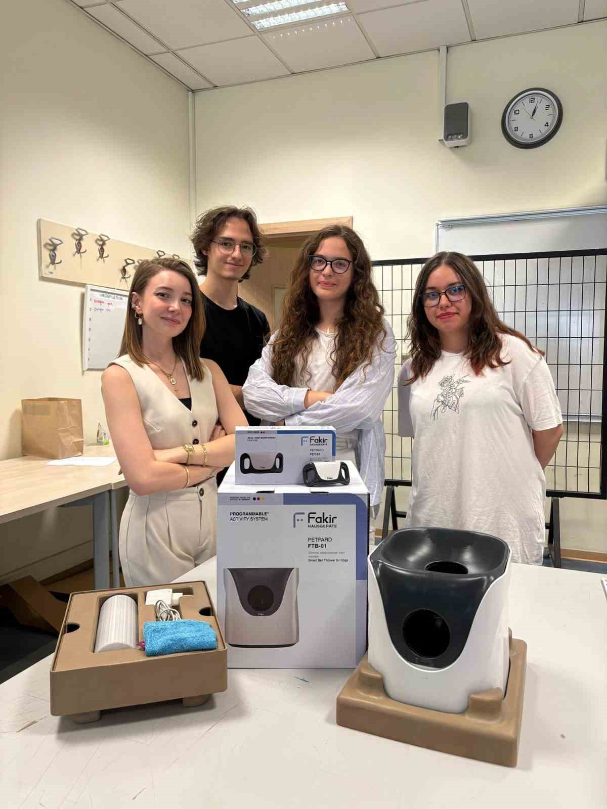 Evcil hayvanlar i&ccedil;in akıllı sistemler geliştirildiler
