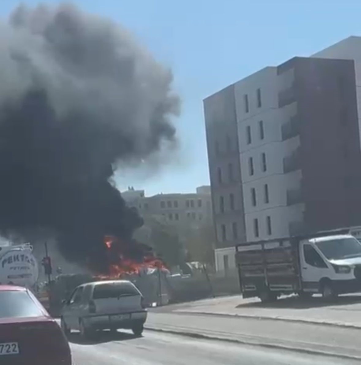 Nurdağı’ndaki rezerv alanda yangın
