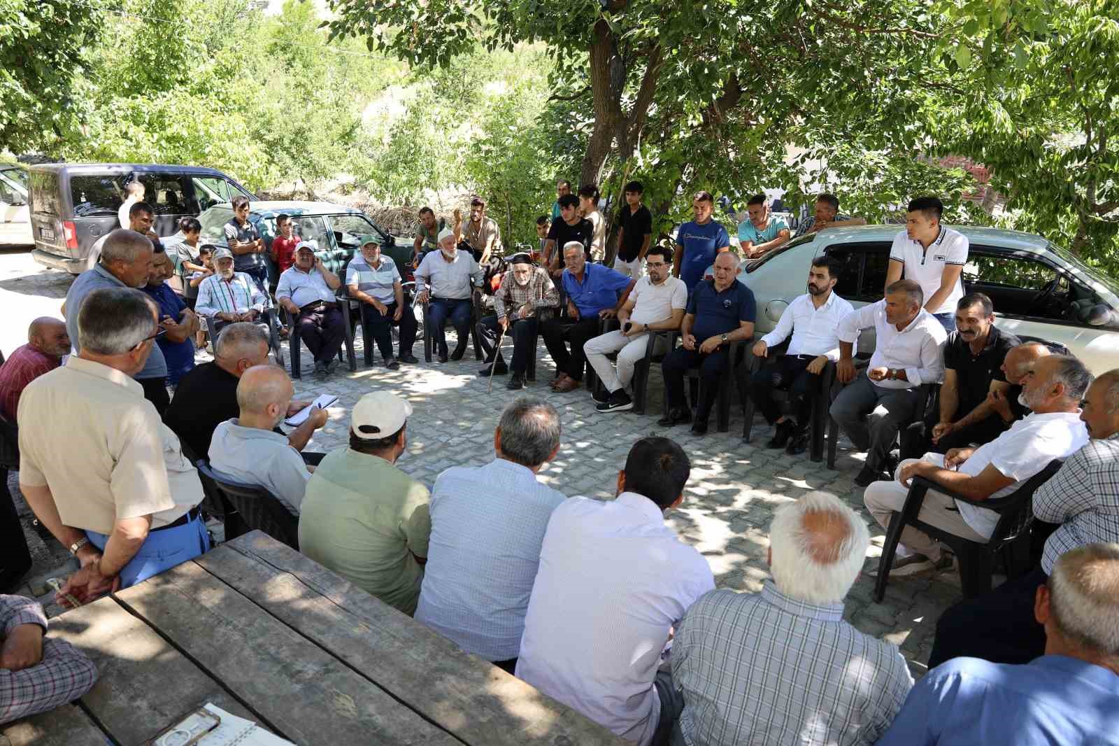 Başkan Öztürk; Burhaniye, Balcıçakırı, Çavdaruşağı ve Çubukharmanı mahallelerinde vatandaşlarla buluştu