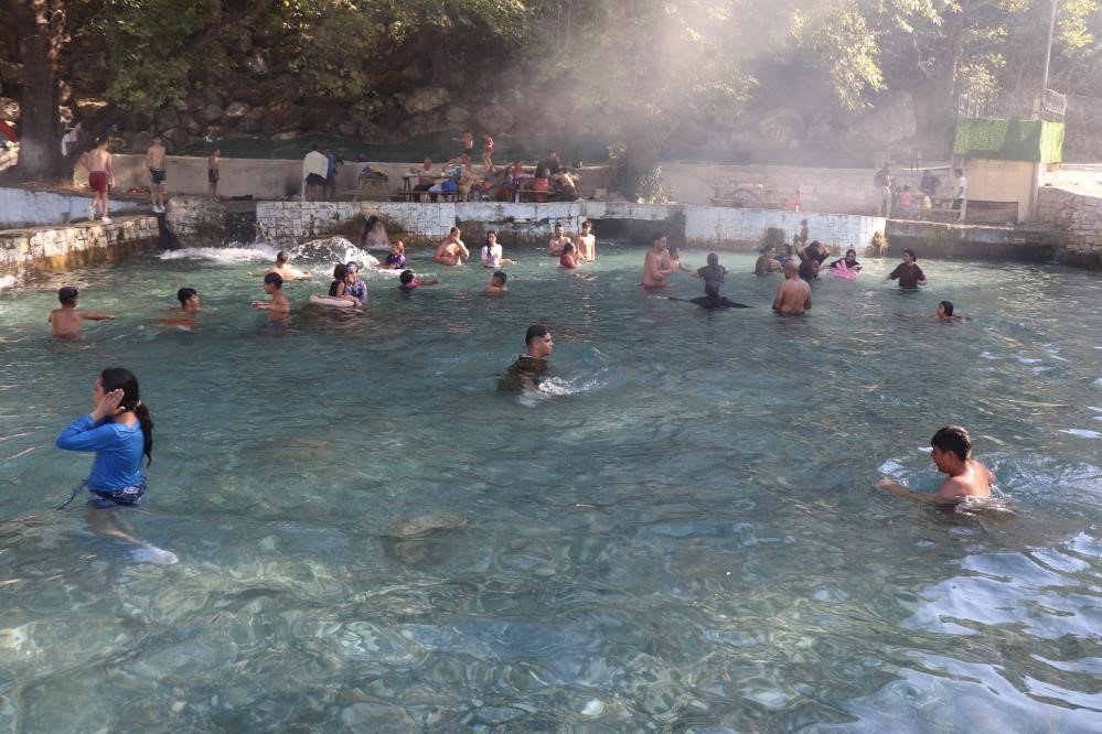 Siirt Kurtalan sıcaklık rekorunu kimseye kaptırmıyor