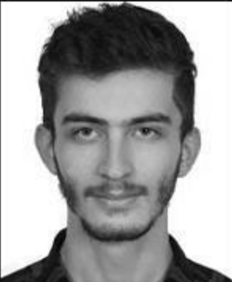 Eskişehir&rsquo;deki yangında şehit olan Enes Sarıyıldız&rsquo;ın babası: "Oğlumun hayatı yarım kaldı, kız arkadaşıyla evlenmeyi d&uuml;ş&uuml;n&uuml;yordu"
