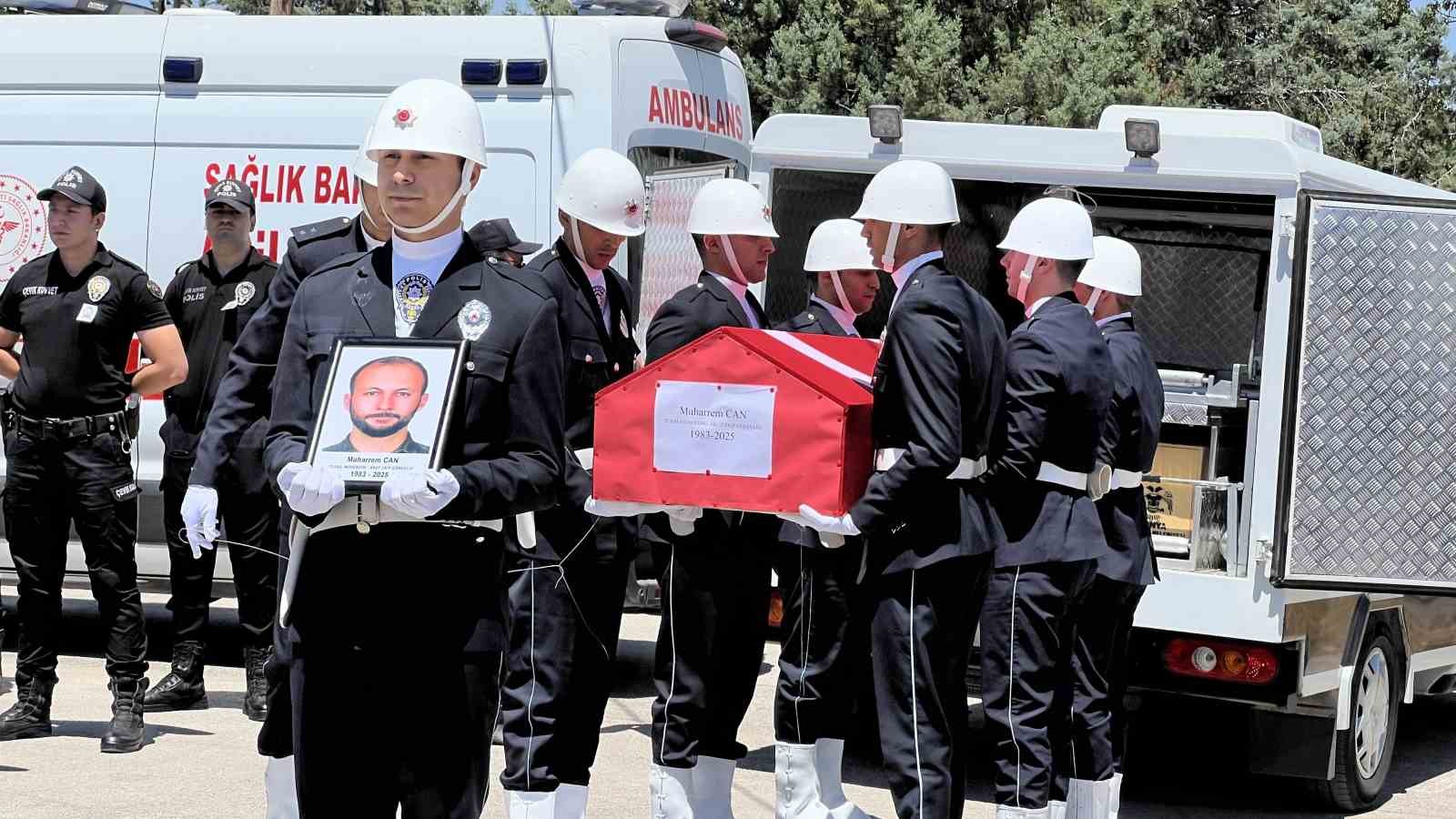 Şehit Muharrem Can memleketi Konya&rsquo;da son yolculuğuna uğurlandı
