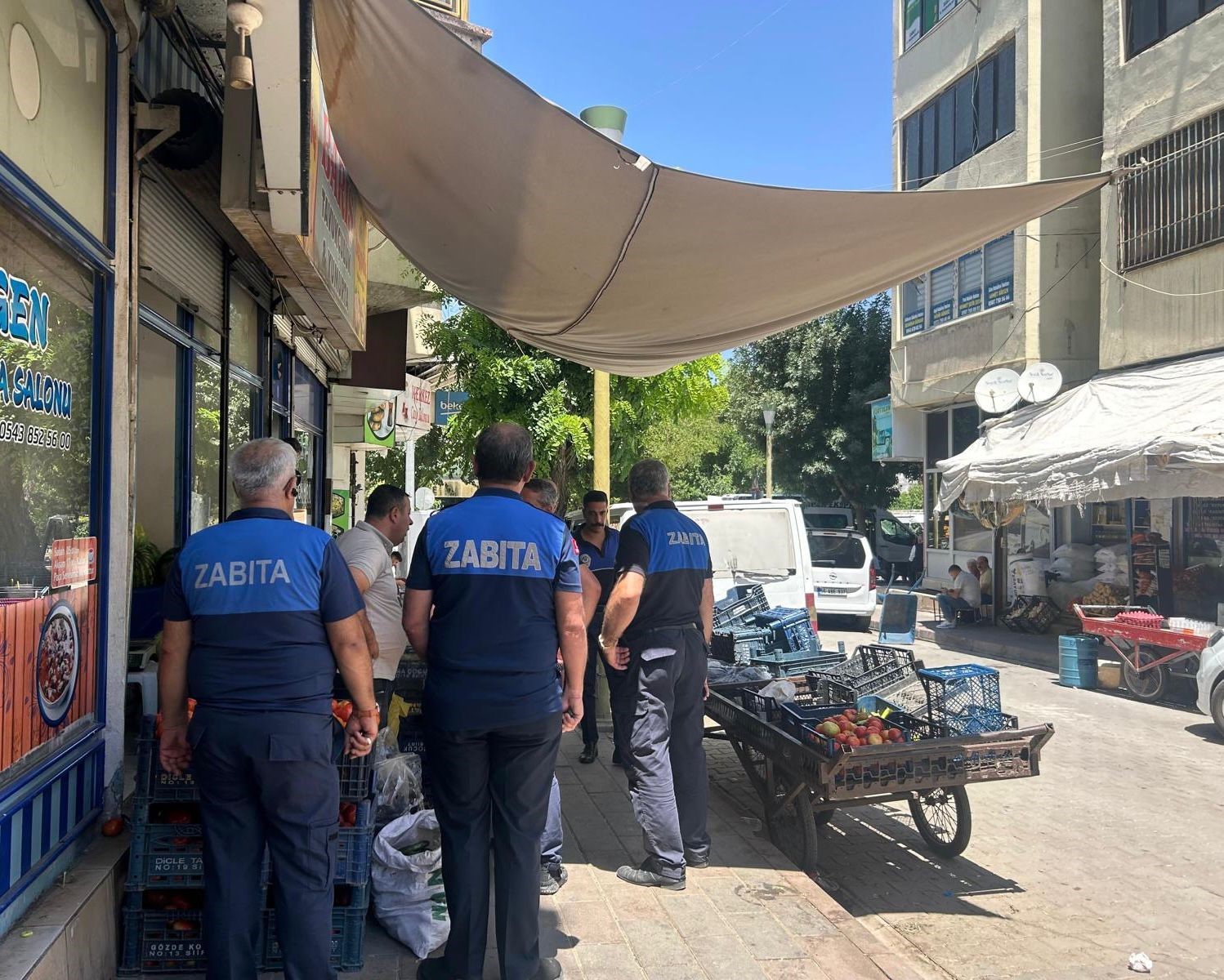 Siirt’te zabıta ekiplerinden kapsamlı denetim, 383 iş yeri kontrol edildi