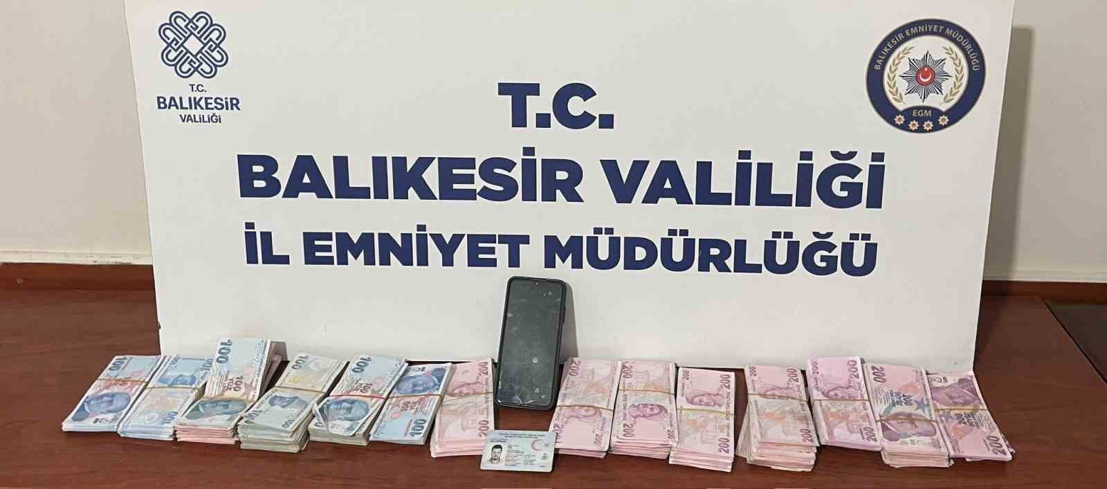 Bandırma’da polis kılığında 1 milyonluk dolandırıcılığa suçüstü