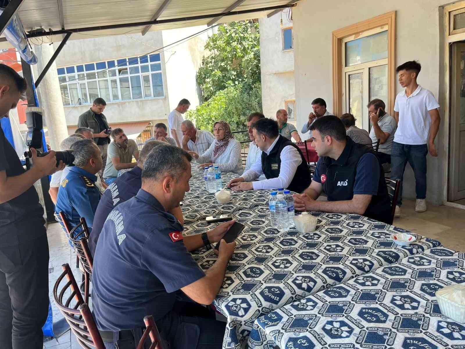 Vali S&ouml;zer, &rsquo;Genel Hayata Etkili Afet B&ouml;lgesi&rsquo; ilan edilen Bilecik&rsquo;teki &ccedil;alışmaları anlattı
