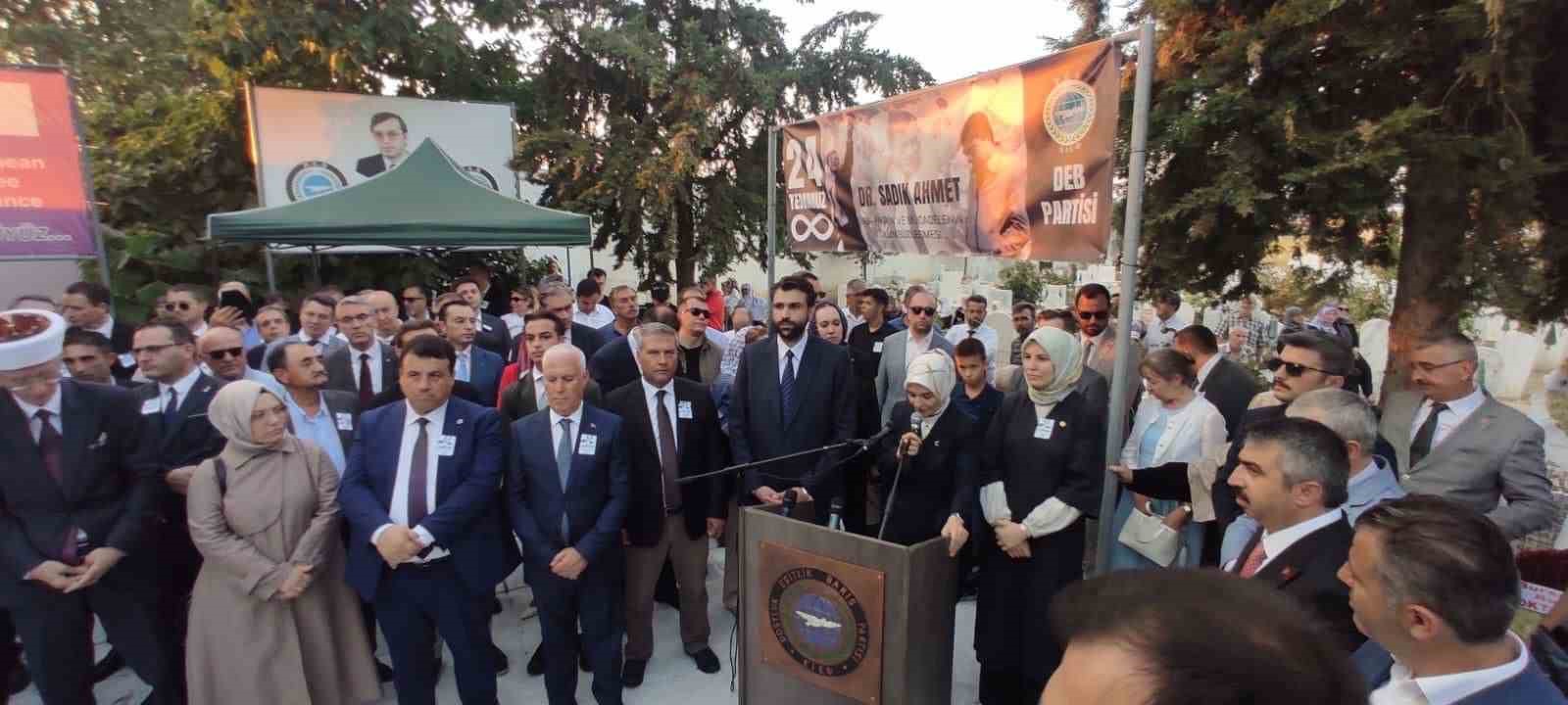 Rektör Adıgüzel, Batı Trakya Türkleri Lideri Merhum Dr. Sadık Ahmet’in anma törenine katıldı
