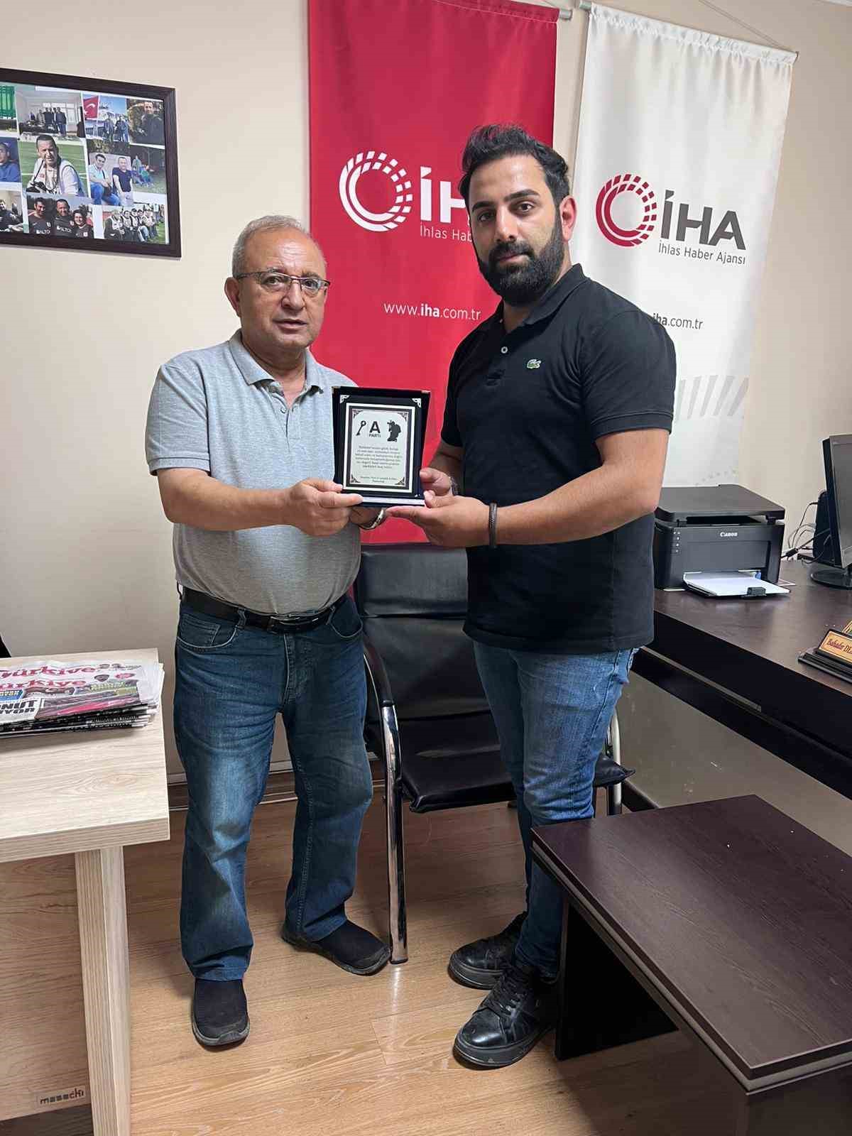 Anahtar Partili gençlerden İHA’ya ziyaret