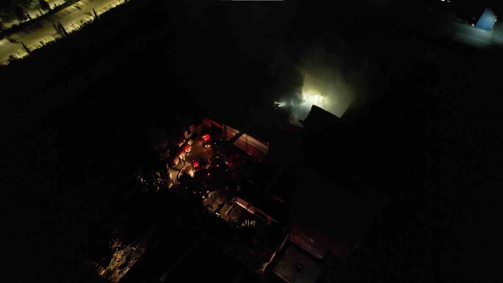 Ankara&rsquo;da konvey&ouml;r bant fabrikasında yangın &ccedil;ıktı
