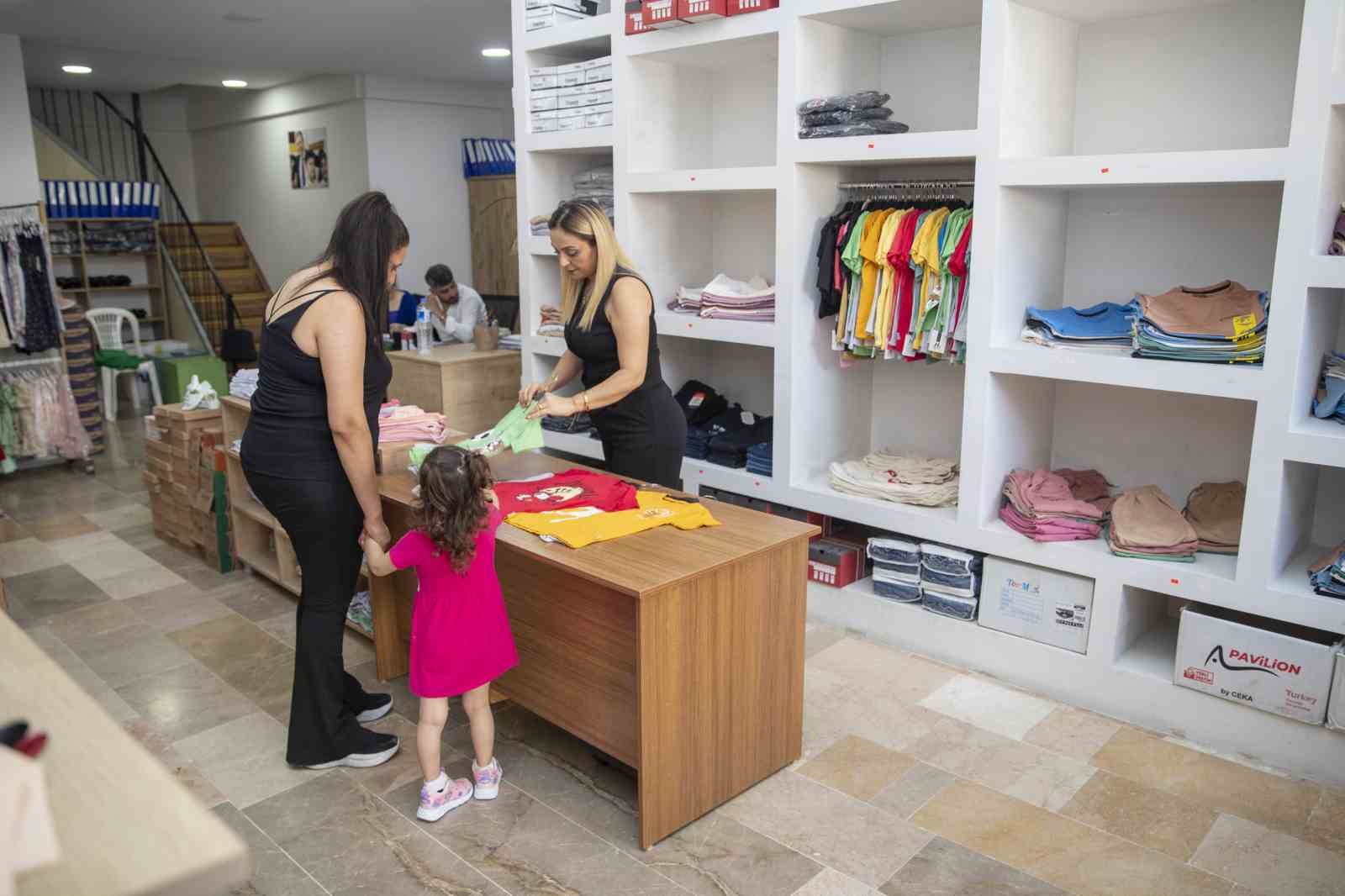 Mersinde Kyafet Evinden 22 bin ocuk faydaland
