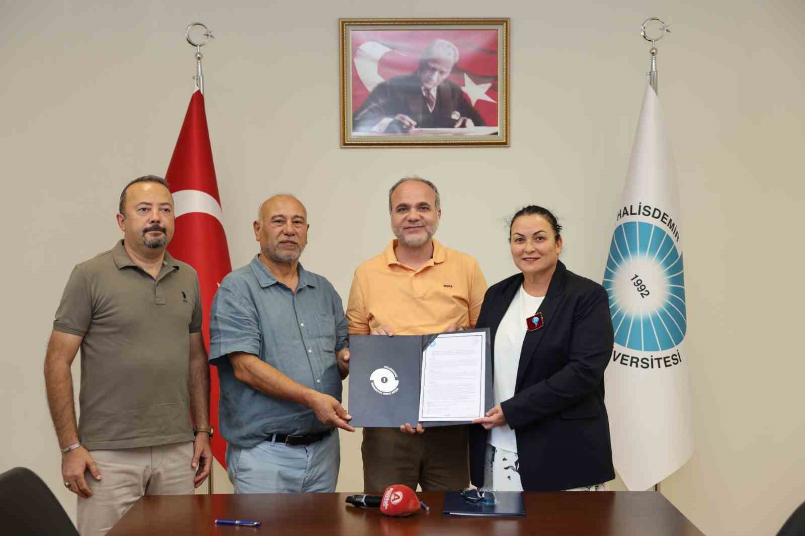 Agro-Turizm Protokol&uuml; ile N&Ouml;H&Uuml; tarım alanındaki &ccedil;alışmaları turizme a&ccedil;ılacak
