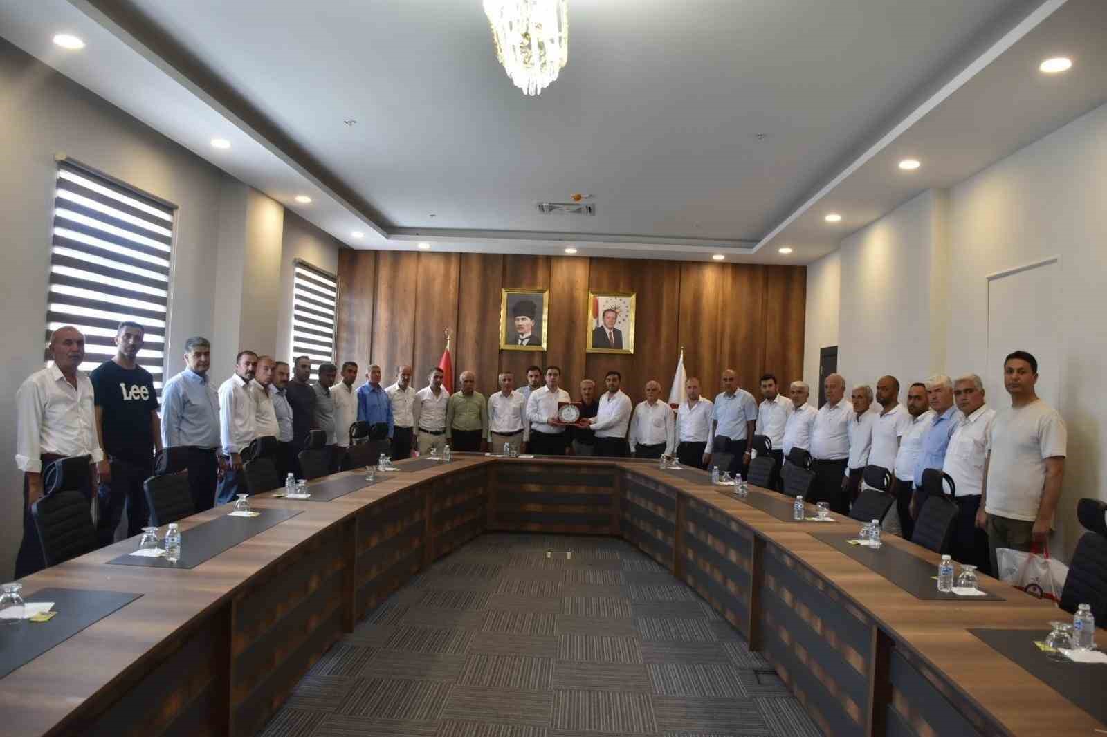 Sason’da kırsalda yürütülen yoğun çalışmalar köy muhtarlarının takdirini topladı