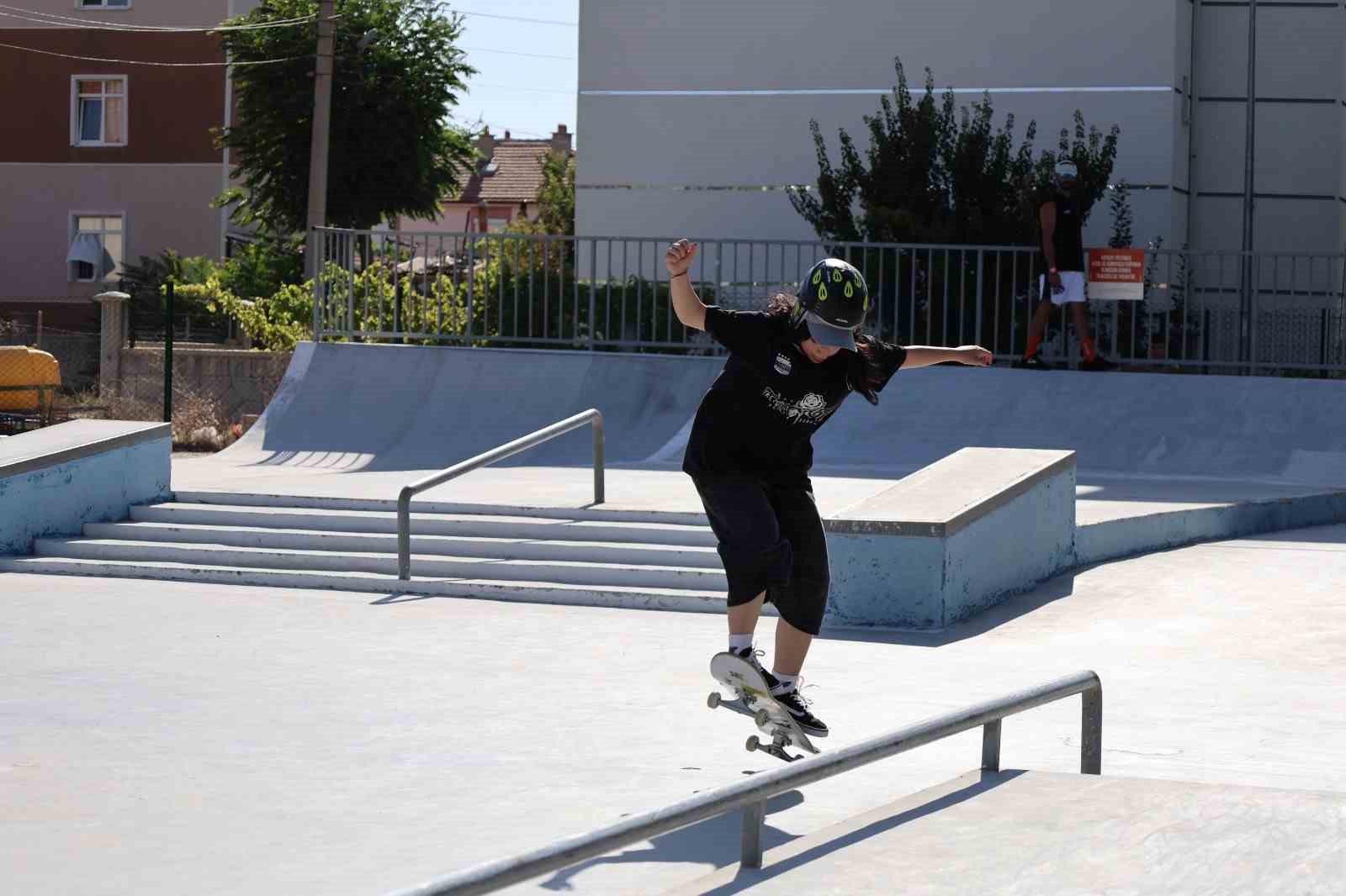 Anadolu Yıldızlar Kaykay T&uuml;rkiye birinciliği, Karaman&rsquo;da başladı
