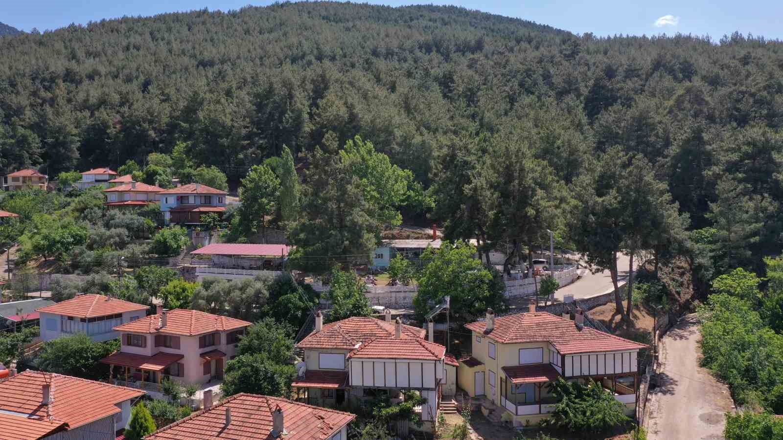 Karacasu Belediyesi’nden yangın uyarısı: "Bir kıvılcım, bir felakete sebep olabilir"