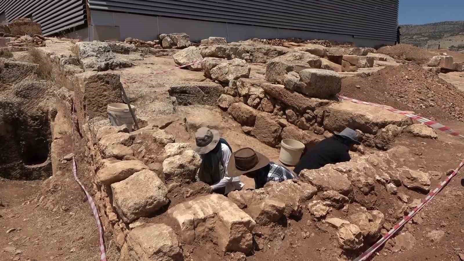 Restore edilen &rsquo;Cennet Bah&ccedil;esi&rsquo; mozaiği ziyarete a&ccedil;ıldı
