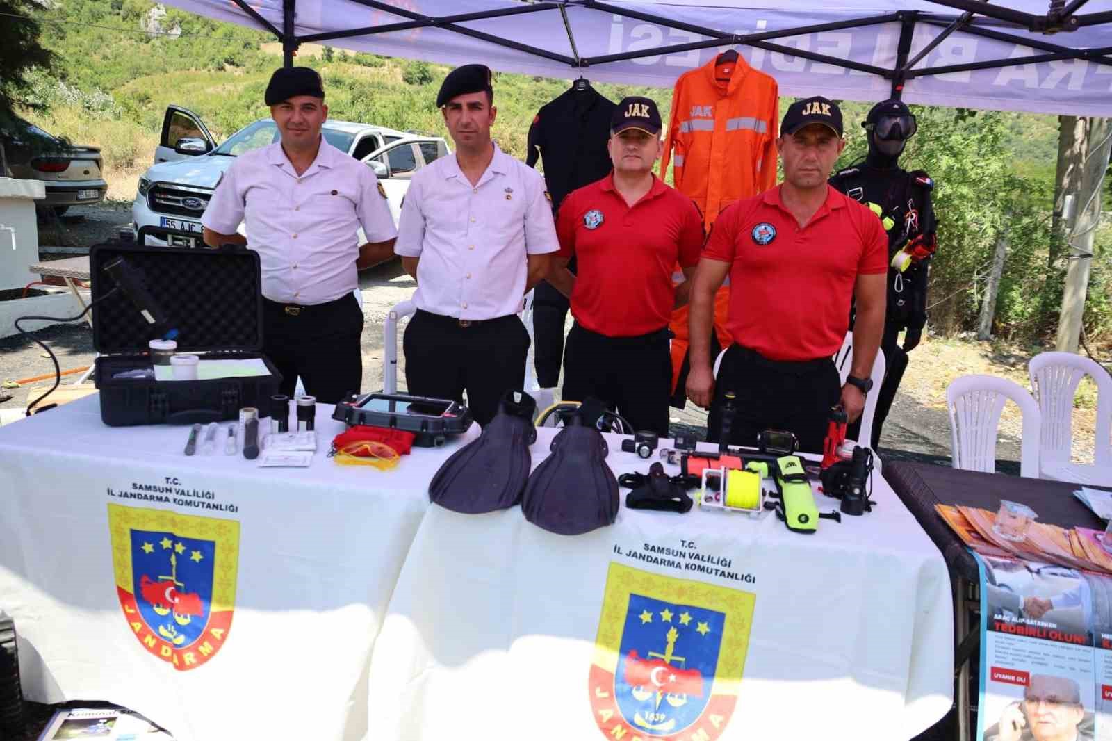 KapıkayaFest&rsquo;te jandarma standına yoğun ilgi
