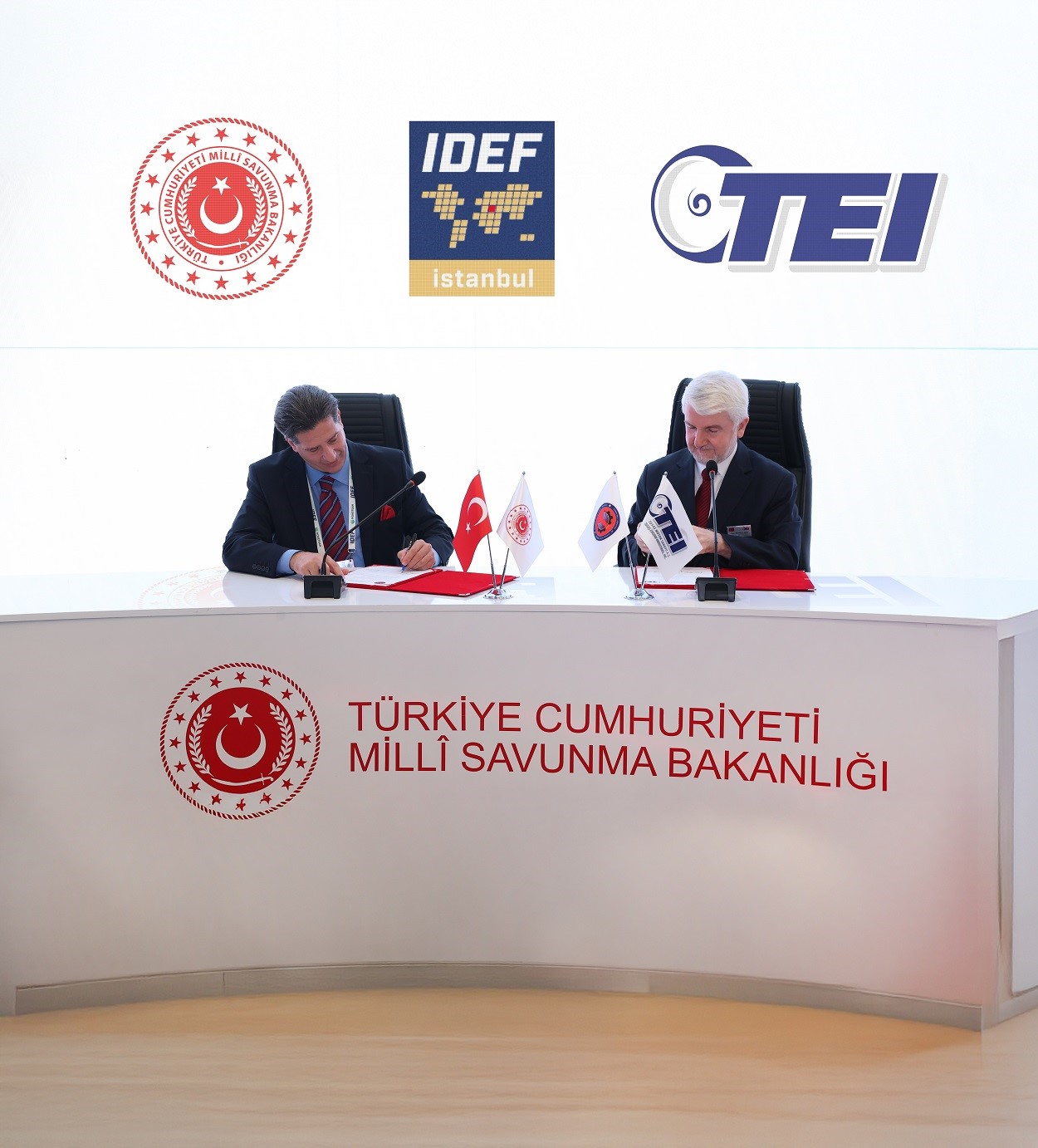 IDEF 2025&rsquo;te TEI, AFGM ile S&ouml;zleşme İmzaladı
