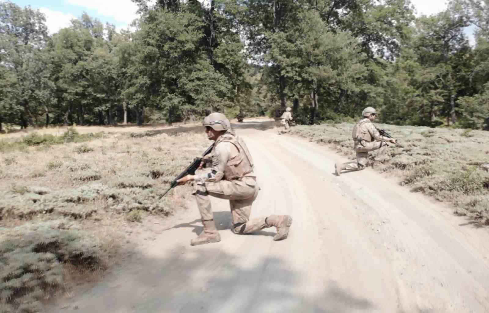 Komandolar Hasan Dağı&rsquo;nda yangına karşı teyakkuzda
