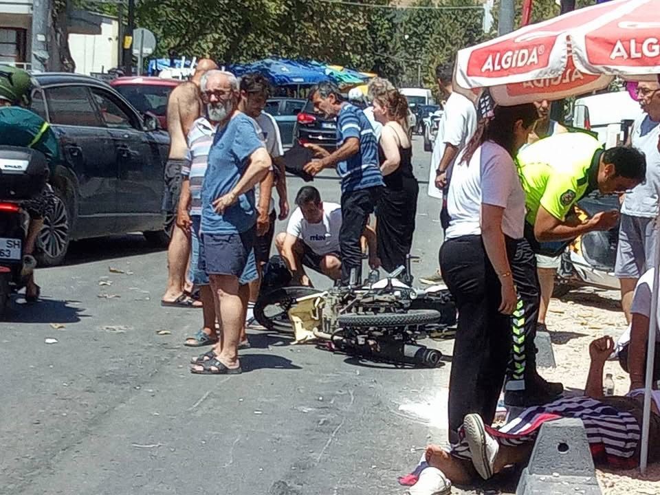 Erdek’te motosikletler çarpıştı: 2 yaralı