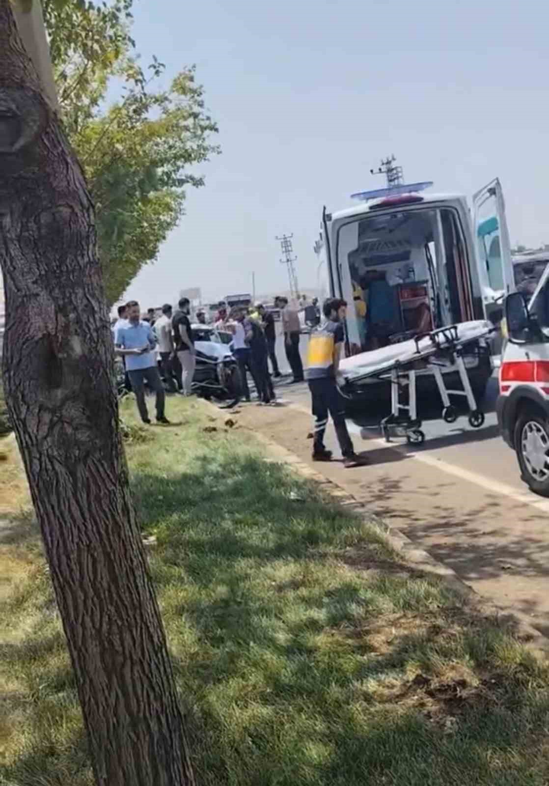 Siverek’te iki ayrı trafik kazası: 4 kişi yaralandı
