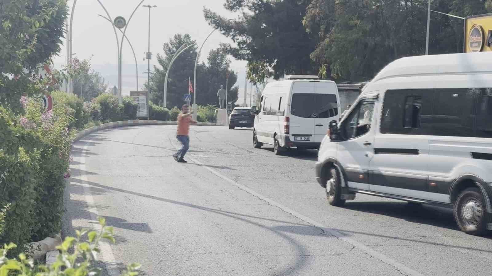 Dicle Üniversitesi yerleşkesinde yaya güvenliği endişesi