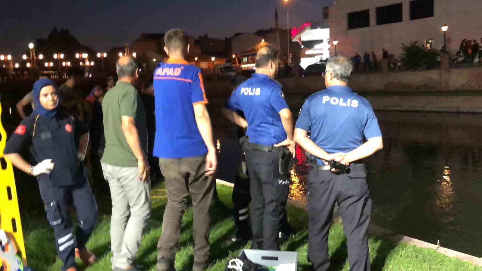 Porsuk &Ccedil;ayı&rsquo;na d&uuml;şen adam hayatını kaybetti
