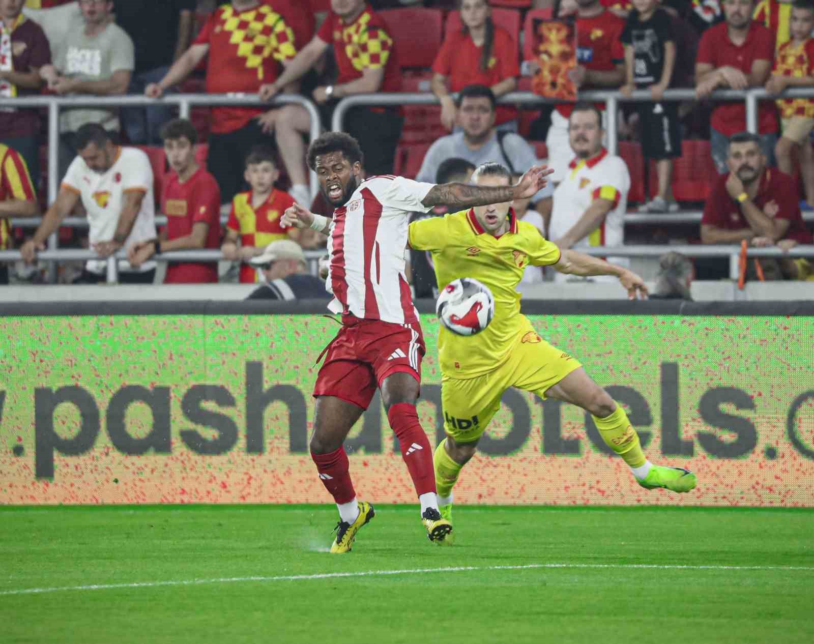 Hazırlık maçı: Göztepe: 1 - Antalyaspor: 0
