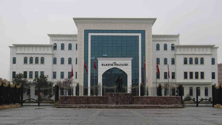 Elazığ Valiliği’nden yangın açıklaması