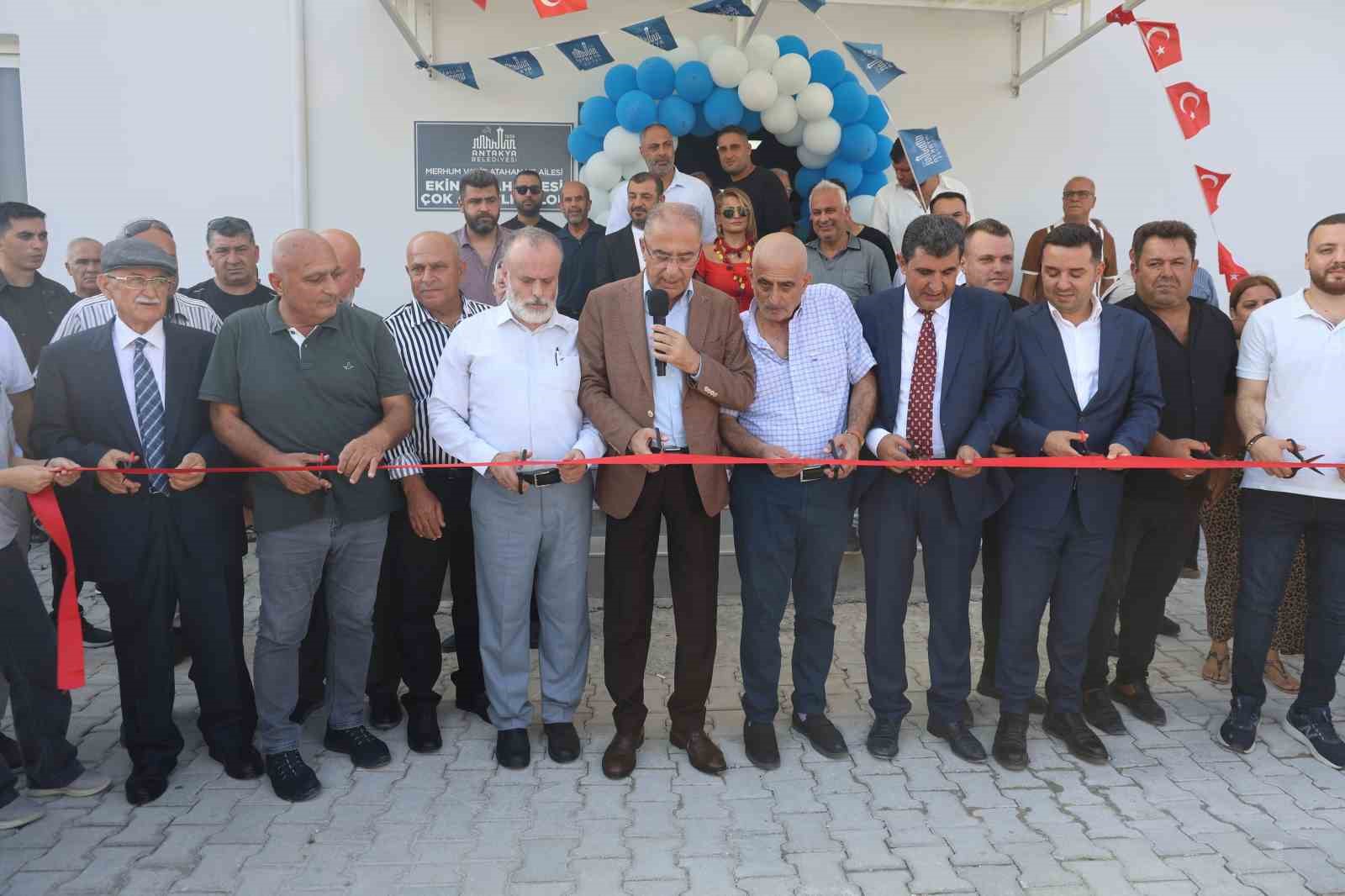 Antakya Belediyesi’nden Ekinci Mahallesi’ne çok amaçlı spor salonu