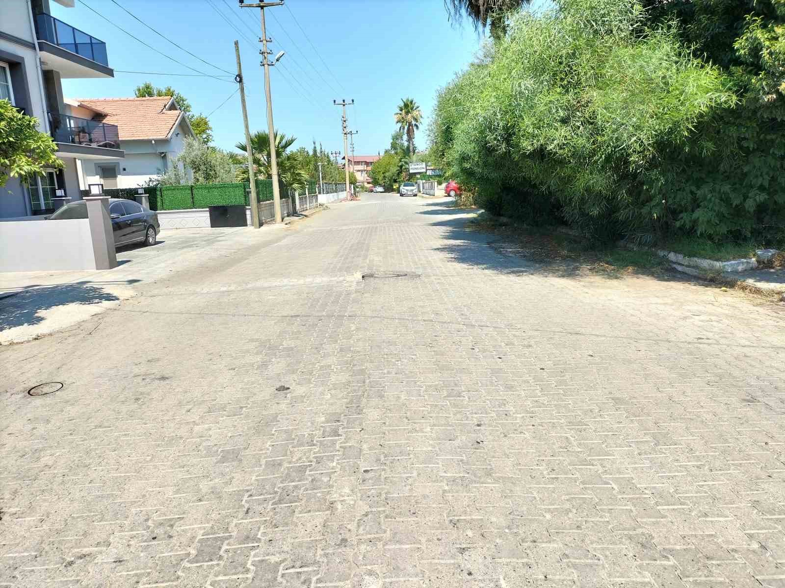 K&ouml;yceğiz&rsquo;de aşırı sıcaklar hayatı olumsuz etkiledi
