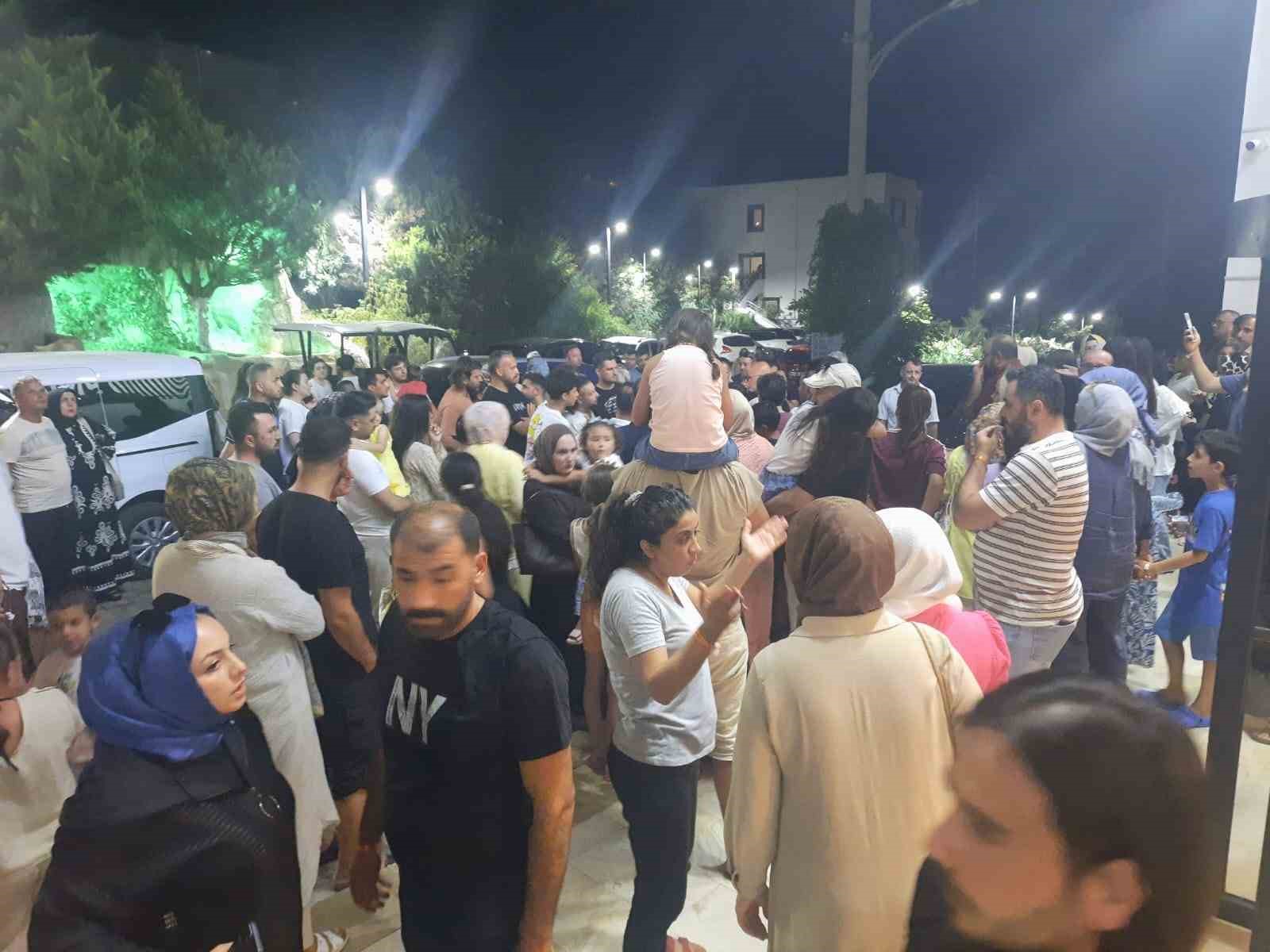 Bodrum’da turistler isyan etti: "Turistler resepsiyonu bastı, tatil yapmak yerine eylem yaptı"
