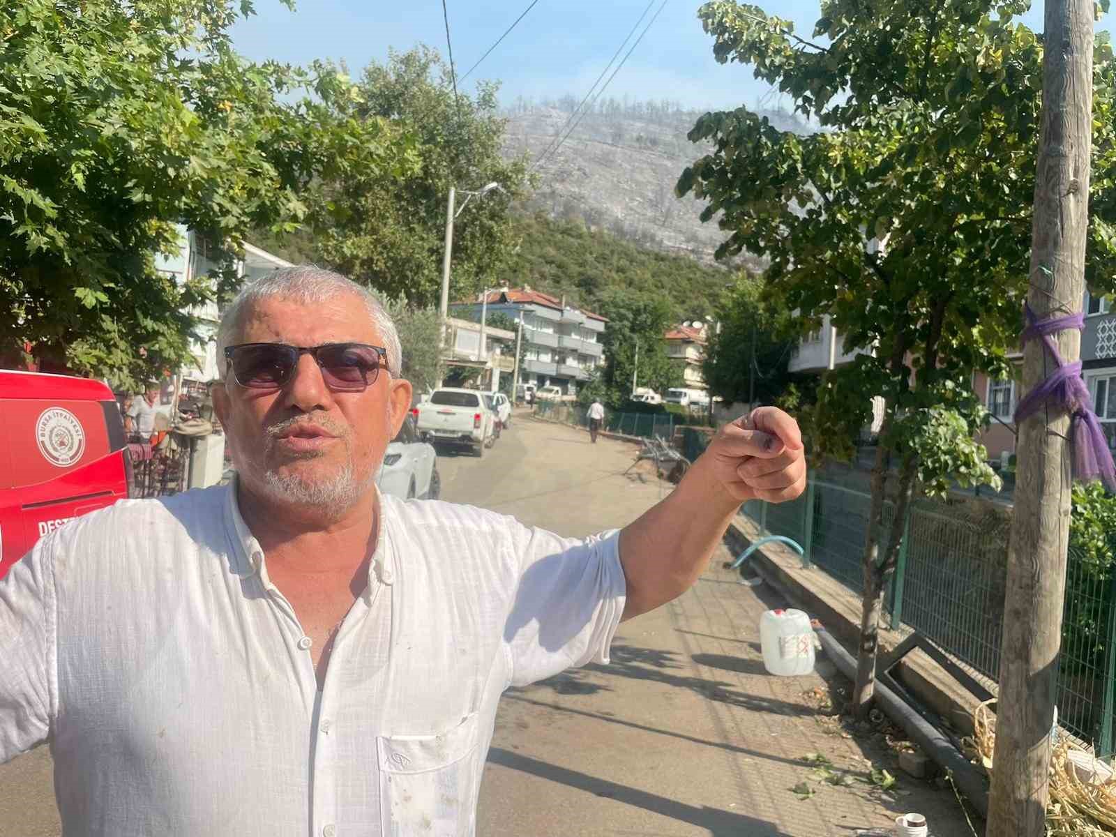 Evine kadar ulaşan yangını gözyaşlarıyla anlattı
