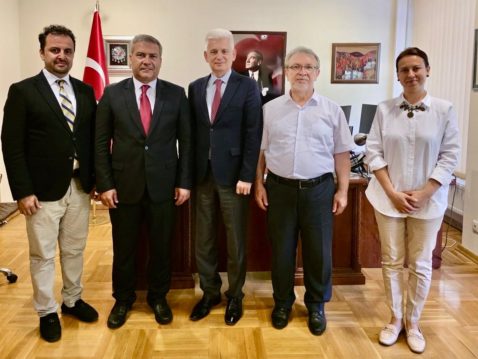 Rektör Adıgüzel, eğitim temaslarına Bulgaristan’da devam etti