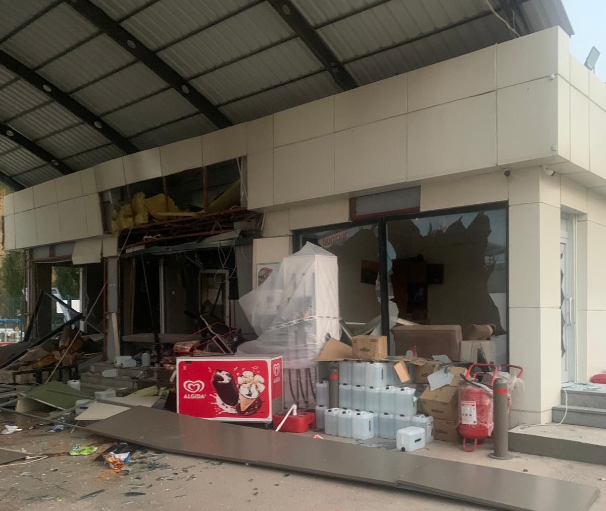 Petrol istasyonunda patlama: 1 yaralı