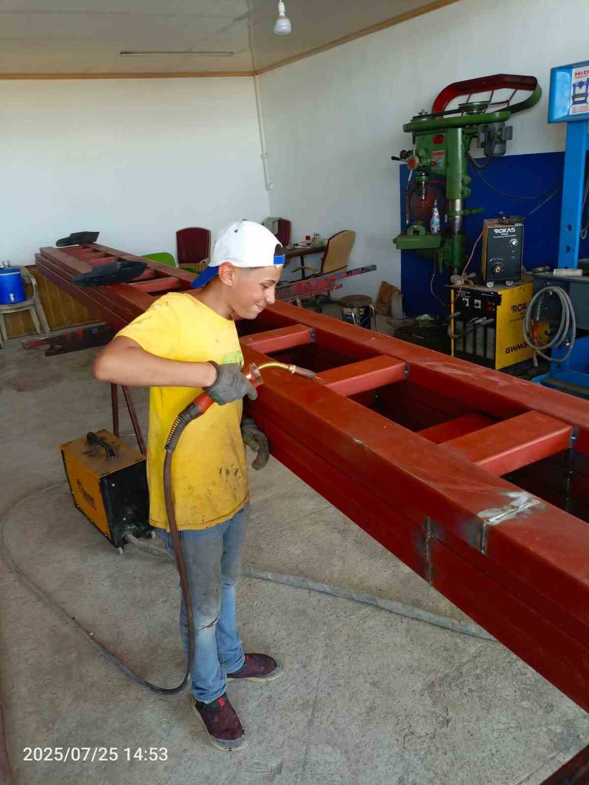 Sandıklı Gardaş Yarenler Meclisi&rsquo;nden geleceğe yatırım
