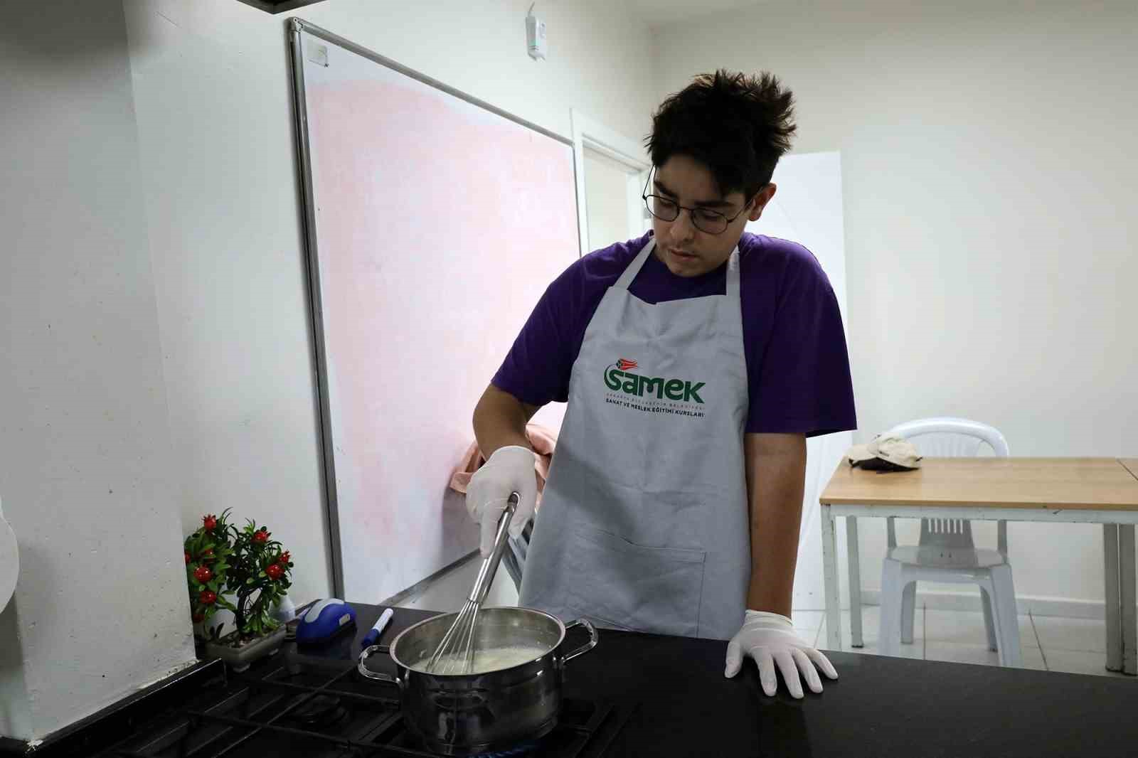 Sakaryalı gençler Büyükşehirle İtalyan mutfağında