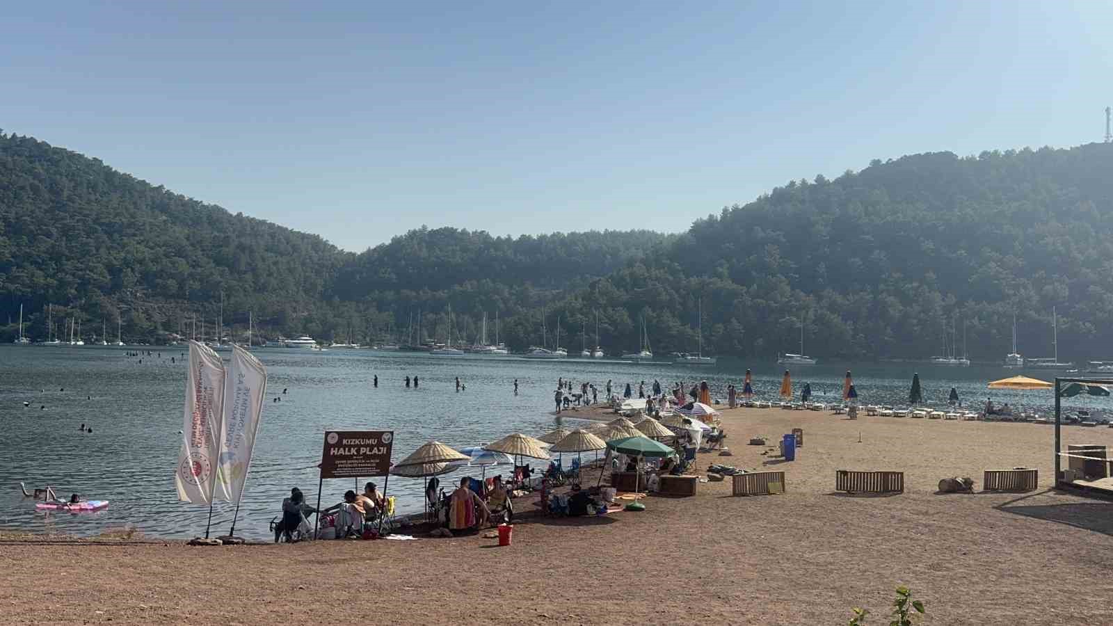 Yerli ve yabancı turistin g&ouml;zdesi: Kızkumu Plajı
