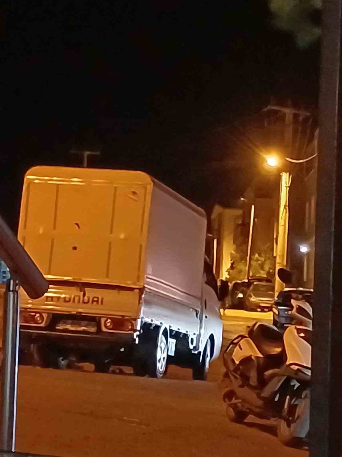 Balıkesir&rsquo;de &ccedil;ift taralı trafik kazası, 4 yaralı
