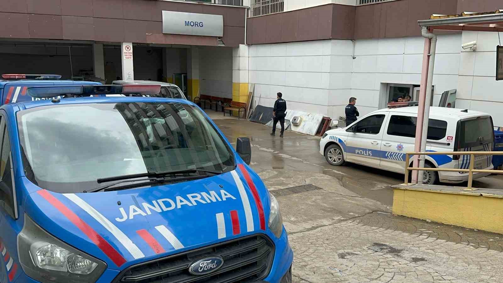 Adıyaman’da 40 yaşındaki kadın evinde ölü bulundu