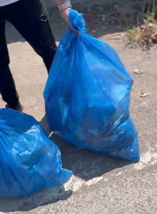 Yangınlara dikkat &ccedil;ekti, ormanı temizledi
