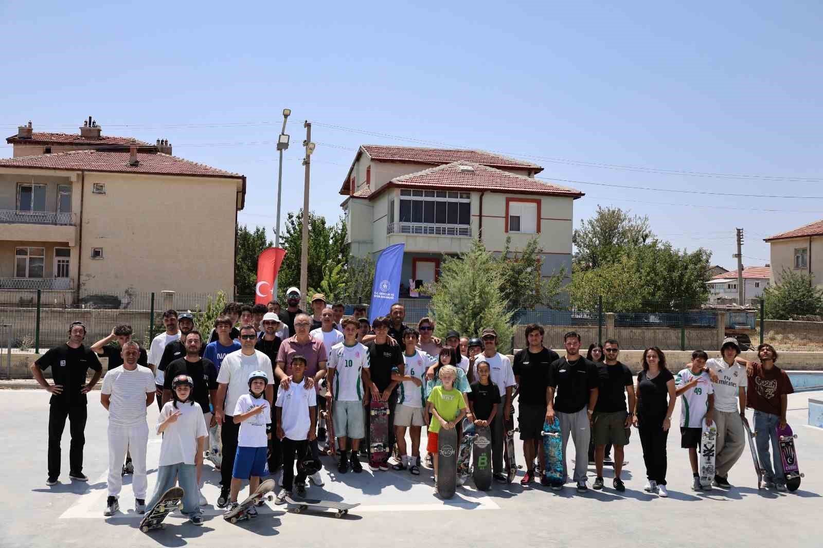 Karaman’da düzenlenen Anadolu Yıldızlar Kaykay Türkiye Birinciliği sona erdi