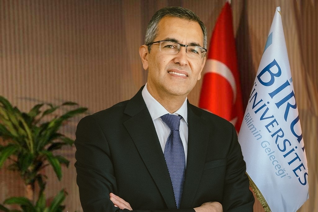 Prof. Dr. Adnan Yüksel: "Tercih yaparken akreditasyona dikkat edin"