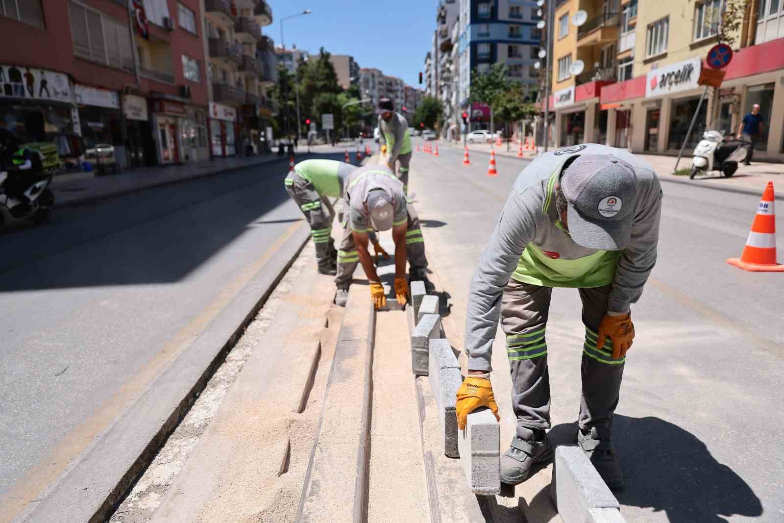 Denizli&rsquo;deki &lsquo;otob&uuml;s yolu&rsquo; projesi tartışmalara neden oldu
