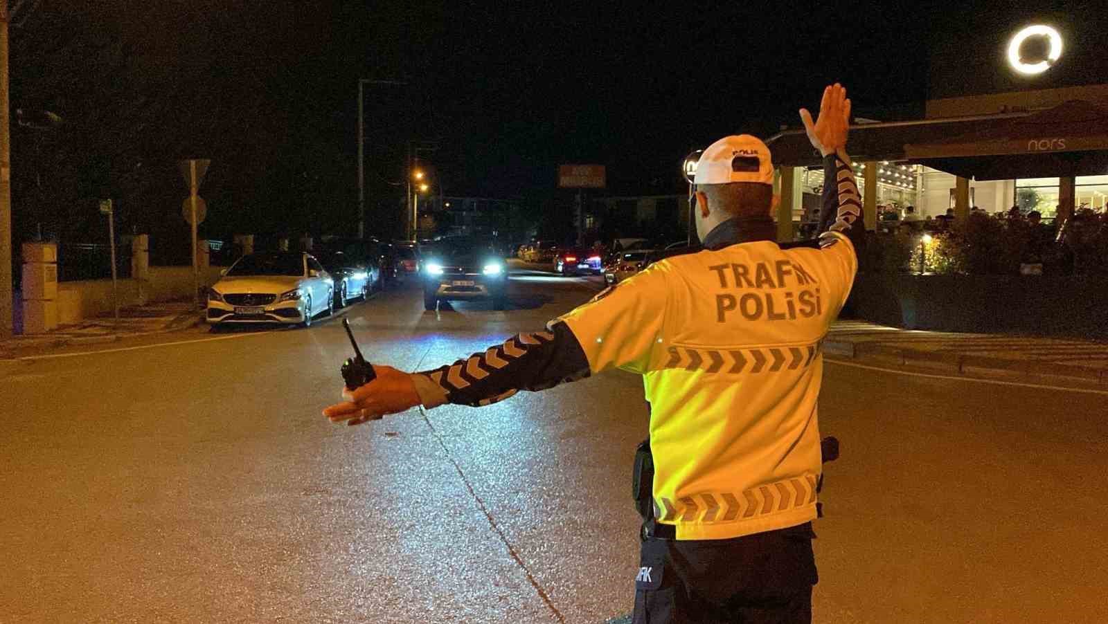 Bolu’da polis kurala uymayan sürücülere göz açtırmıyor: Milyonlarca lira ceza
