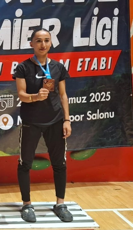 DBB sporcusu Türkiye üçüncüsü oldu
