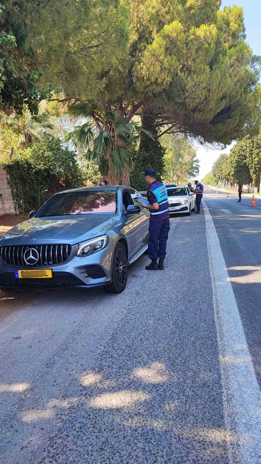 Didim&rsquo;de 17 aranan şahıs yakalandı
