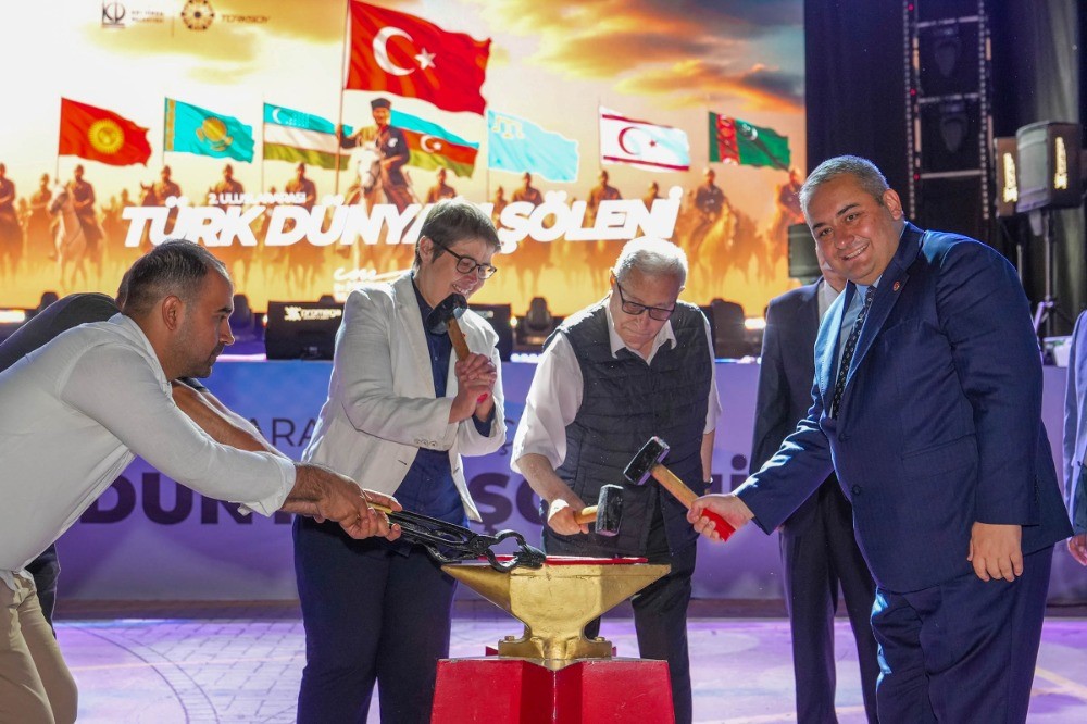 Keçiören’de 2’nci Uluslararası Keçiören Türk Dünyası Şöleni sona erdi