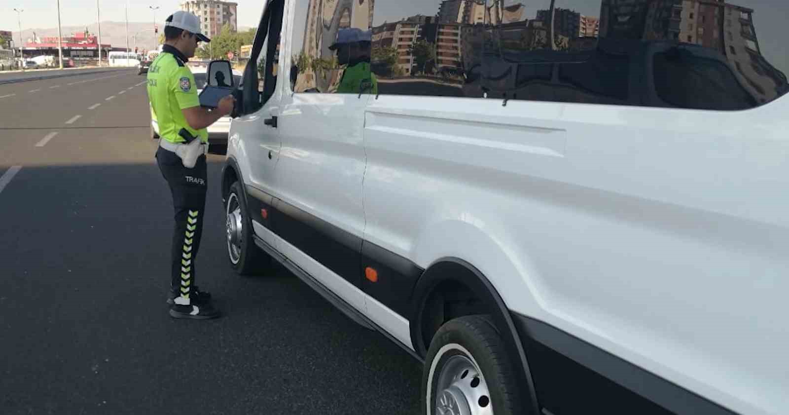 Kayseri’de 403 araca ceza