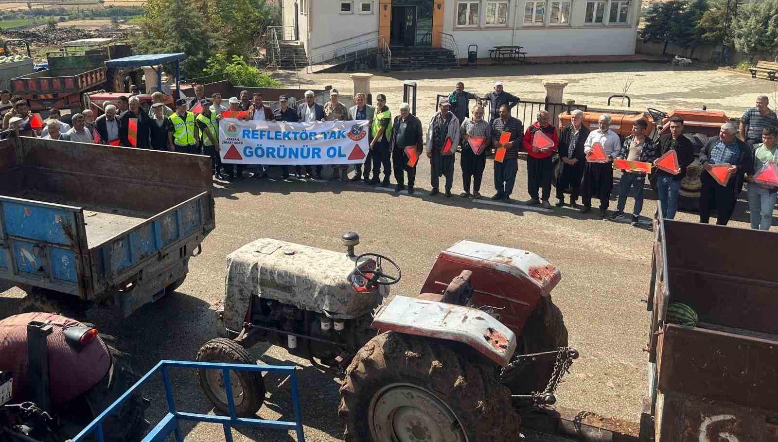 Trafik jandarmasından güvenli tarım eğitimi