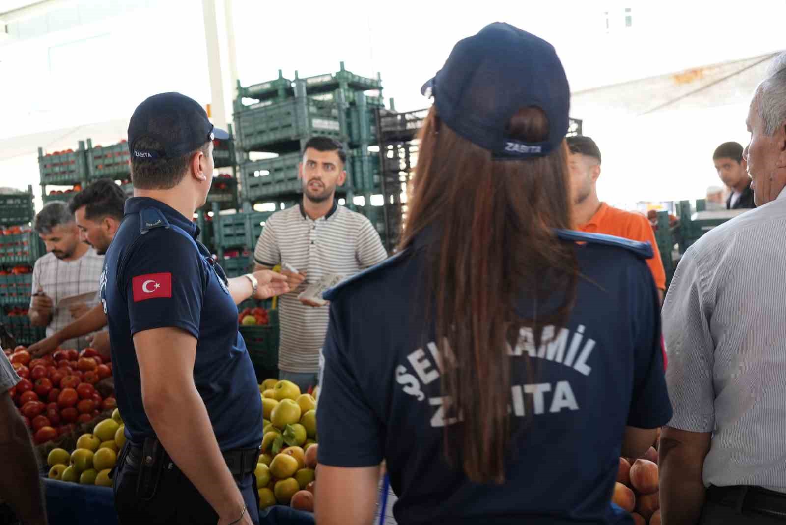 ehitkamilde zabta ekiplerinden pazar yerlerinde sk denetim
