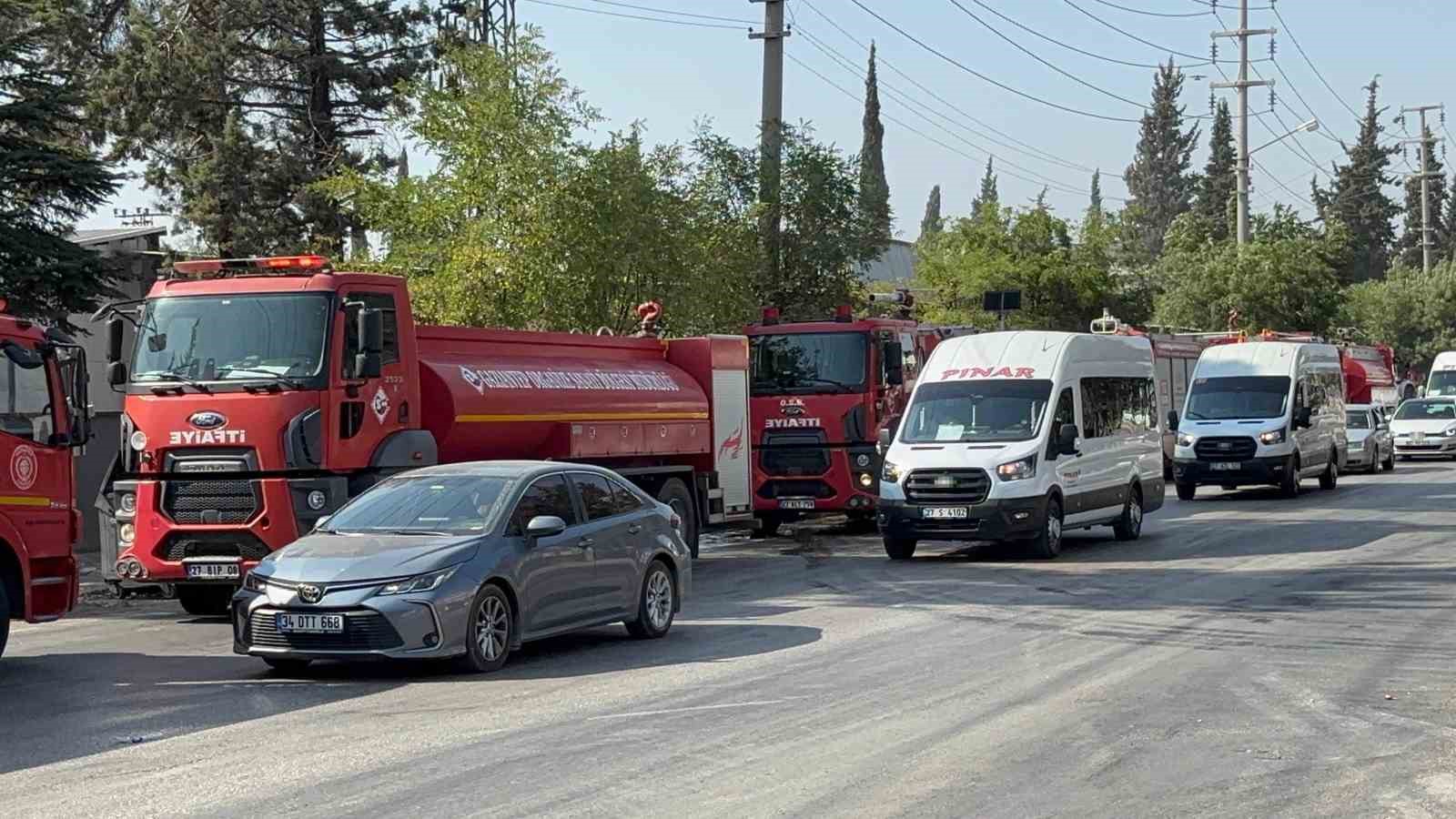 Gaziantep’te tekstil fabrikasında çıkan yangın söndürüldü
